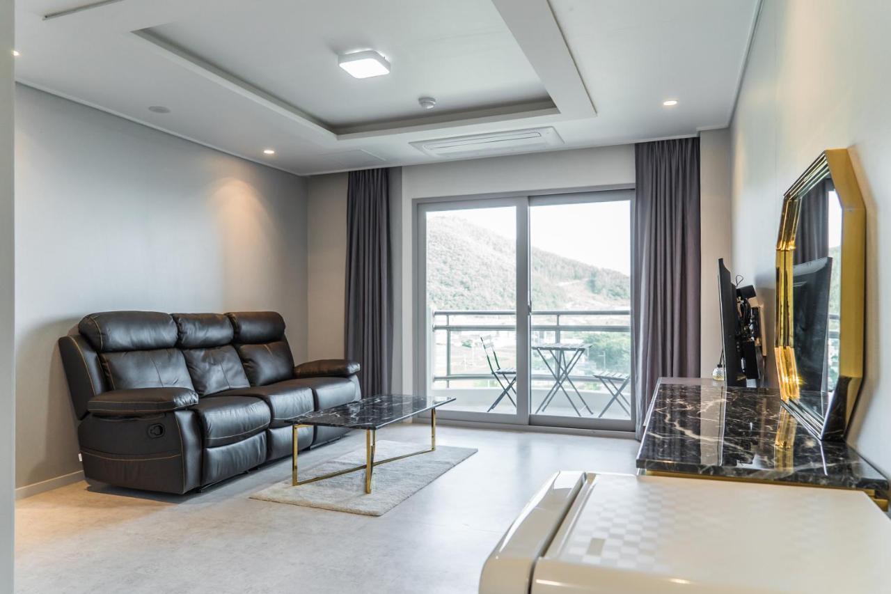 Namhae Sports Park Hotel Exterior photo