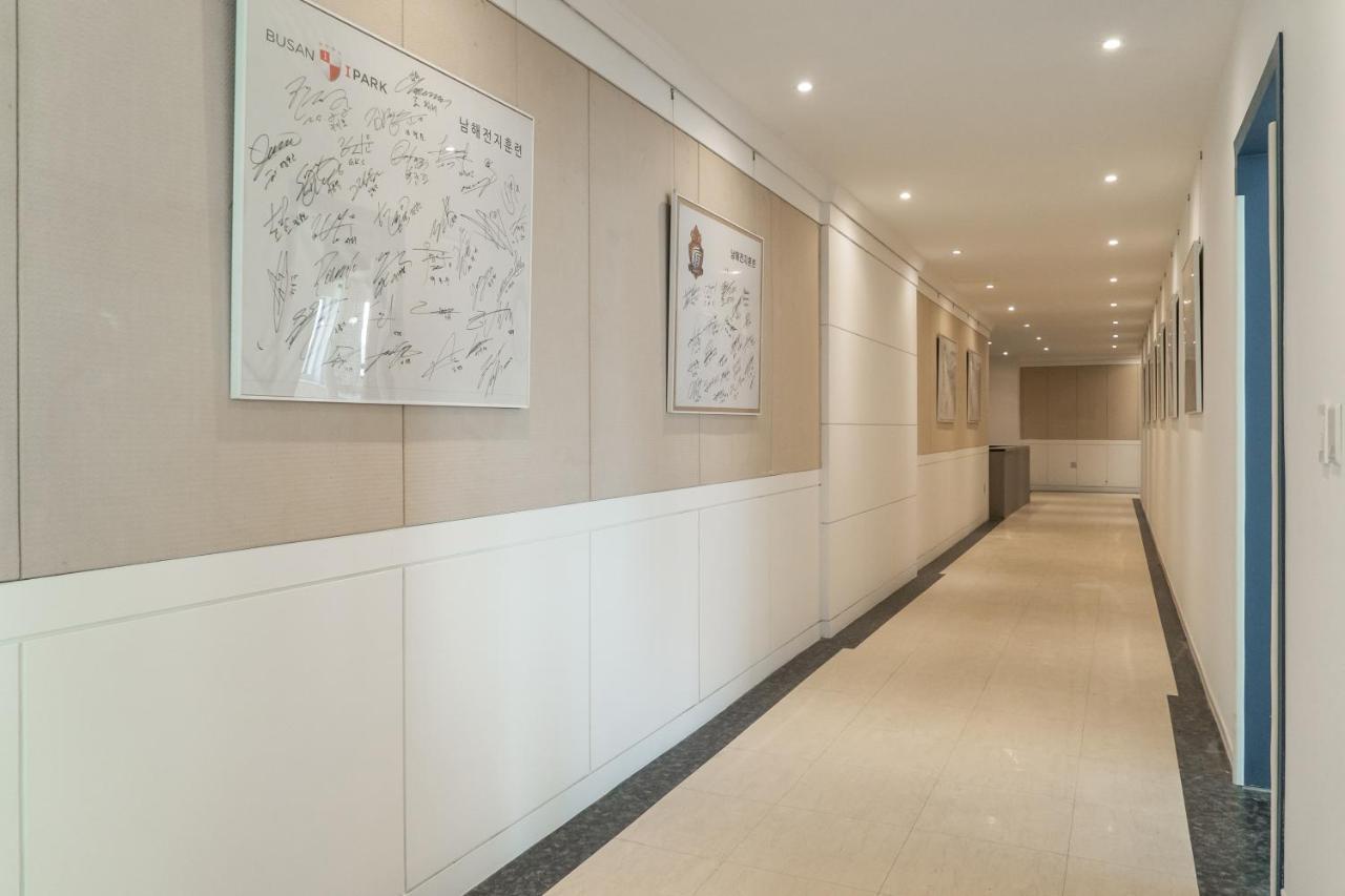 Namhae Sports Park Hotel Exterior photo